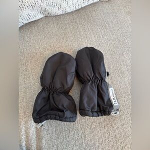 7 A.M Enfant Long Cuffed Mittens size 6-12 Months